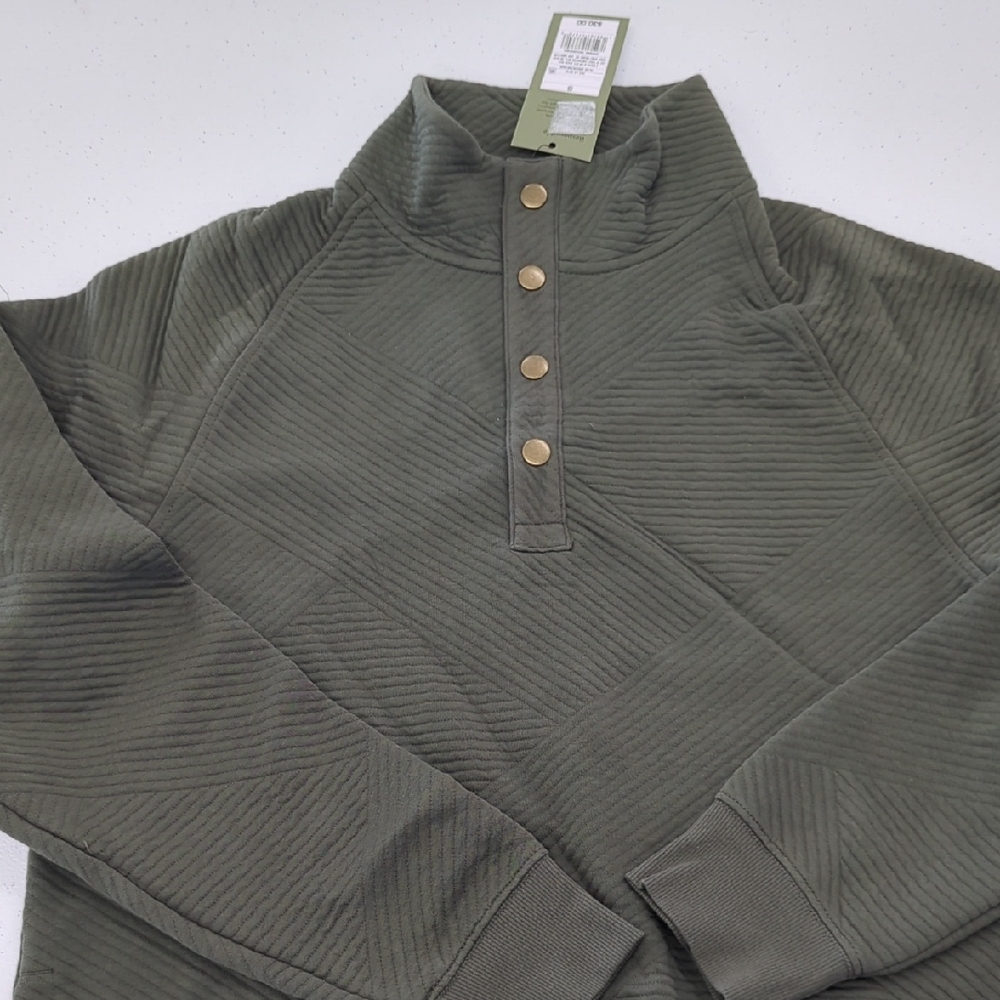 Goodfellow & Co Sage Green Quilted Pullover